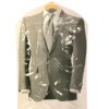 It seems like you're referring to a product description for a pack of plastic transparent garment bags. These bags are designed to cover and protect clothing, such as suits or...