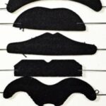 RUBBER BAND ATTACHED MUSTACHE