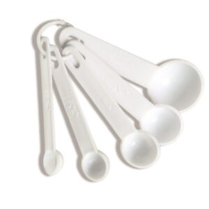 Set of 5 White Plastic Measuring Spoons