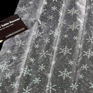 Silver Sheer Snowflake Table Runner for Christmas Decoration