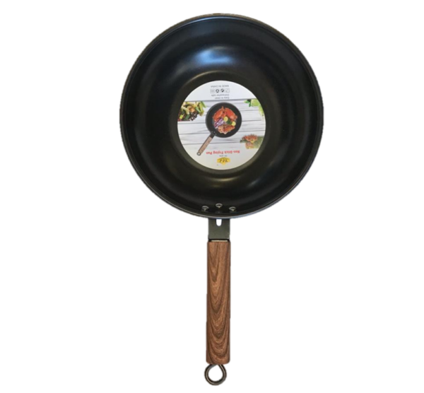 **Size**: With a 30 cm diameter, it is suitable for cooking medium to large quantities of food, ideal for families or entertaining guests