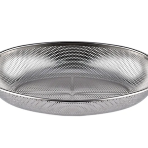 The item you are referring to seems to be a kitchen accessory, specifically an oval metal strainer tray or basket with the dimensions of 31 x 22 x 5.5 cm. The model or product...