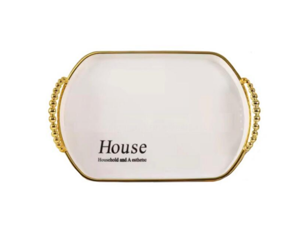 The item you're referring to is an oval serving tray that features a gold rim and handles, with dimensions of 25.5 x 36 x 2.8 cm. The model or item number appears to be 7640....