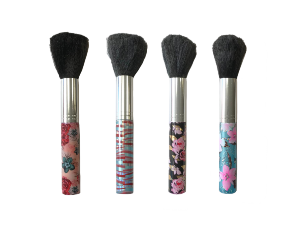 The Make Up Powder Brush with Printed Floral Handle is a stylish and functional cosmetic tool designed for applying powder makeup. Measuring 15.5 cm, this brush is compact and...