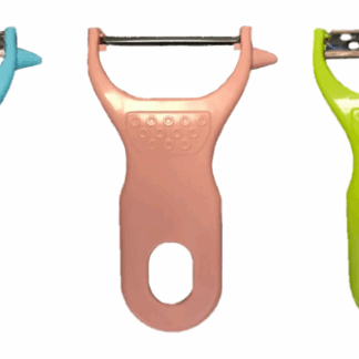 The Plastic Kitchen Vegetable Peeler and Grater Set includes three pieces, each measuring 11 cm. They come in assorted colors, adding a vibrant touch to your kitchen tools. This...