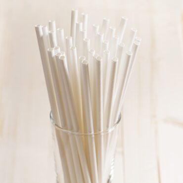 The product you're referring to is a pack of Durane Eco Paper Drinking Straws. These straws are 6 x 197 mm in size and come in a pack of 100. They are white in color and are...