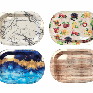 The product you're referring to seems to be a plastic serving tray with a rounded rectangle shape, featuring printed designs. The dimensions of the tray are 41.5 cm by 28 cm,...