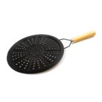 The Simmer Ring Heat Diffuser is a useful kitchen tool designed to evenly distribute heat when cooking, making it ideal for use with both gas and electric stovetops. This...