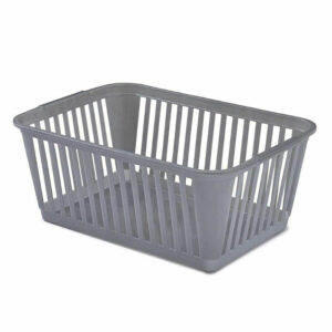 The Whitefurze Handy Basket 37cm in Silver is a versatile storage solution. Typically, these baskets are designed for organizing and carrying various items around the home or...