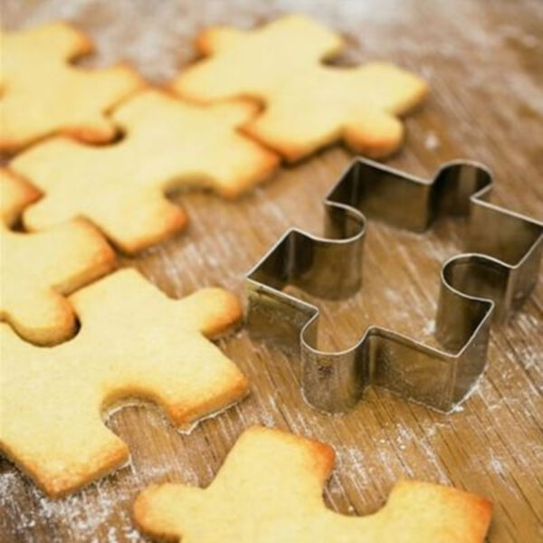 1pc Stainless Steel Jigsaw Puzzle Piece Cookie Cutter - 6.1x4.32cm - Ideal for Birthday-Themed Pastries & Fondant Decorations, Durable Sugarcraft Baking Tool, Cookie Cutters for Baking
