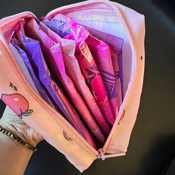Cute Bear Portable Sanitary Napkin Storage Bag - Large Capacity, Waterproof, and Organizer for Women  - Cartoon Physiological Period Tampon Bag - Image 14