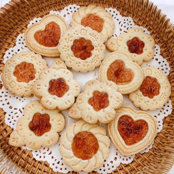 4pcs/Set Fruit Jam Sandwich Cookie Cutter Mold Valentine's Day Love Flower Biscuit Stamp Embossers Pressed Kitchen Accessories back to school - Image 2