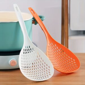 1pc Strainer Scoop Colander, Slotted Pasta Spoon, Plastic Skimmer Spoon With Handle, Food Drain Shovel For Kitchen Cooking, White/ Orange Kitchen Accessories