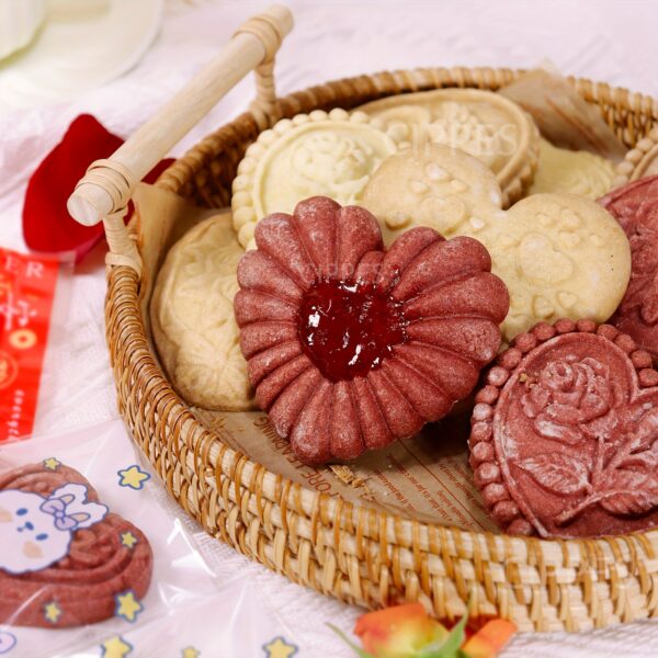 Cippes Wooden Cookie Cutter Mold, 3D Heart Daisy Snow Patterns, DIY Biscuit Stamp for Pastry, Embossing Craft Decorating Baking Tool, Ideal for Thanksgiving, Christmas, Valentine'S Day, Mother'S Day - Image 6