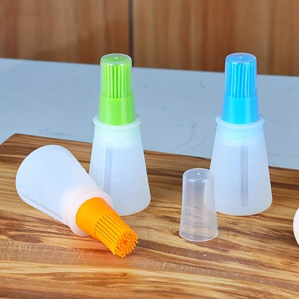 1pc Multi-Use Silicone Oil Brush and Dispenser - Easy-to-Clean, Leakproof, for Grilling, Baking & BBQ - Image 3