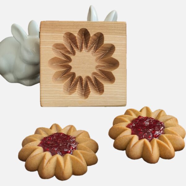 Cippes Wooden Cookie Cutter Mold, 3D Heart Daisy Snow Patterns, DIY Biscuit Stamp for Pastry, Embossing Craft Decorating Baking Tool, Ideal for Thanksgiving, Christmas, Valentine'S Day, Mother'S Day - Image 20