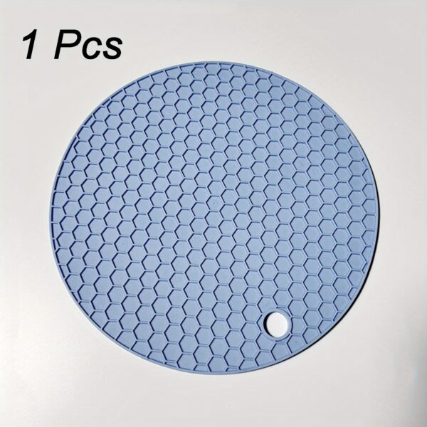 1/4pcs Round Honeycomb Silicone Placemat 17.02 Cm, Heat Insulation Pad, Non-slip Pot Holder, Easy To Clean And High Temperature Resistant Table Mat, Tabletop Protection, Home Kitchen Dining Table Decor - Image 3