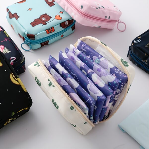 Cute Bear Portable Sanitary Napkin Storage Bag - Large Capacity, Waterproof, and Organizer for Women  - Cartoon Physiological Period Tampon Bag - Image 2