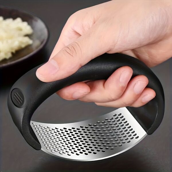 Stainless Steel Manual Garlic Press with Ergonomic Black Handle - Multi-Functional Kitchen Tool for Crushing Garlic, No Electricity Needed, Durable & Easy to Clean, Garlic Crusher