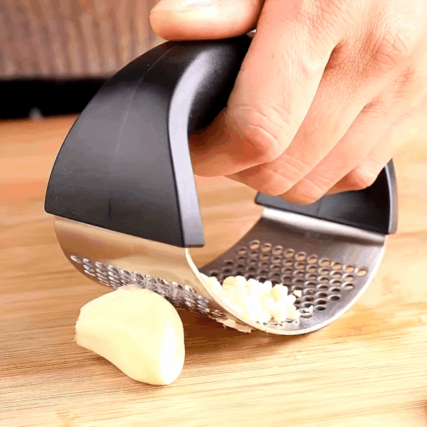 Stainless Steel Manual Garlic Press with Ergonomic Black Handle - Multi-Functional Kitchen Tool for Crushing Garlic, No Electricity Needed, Durable & Easy to Clean, Garlic Crusher - Image 12