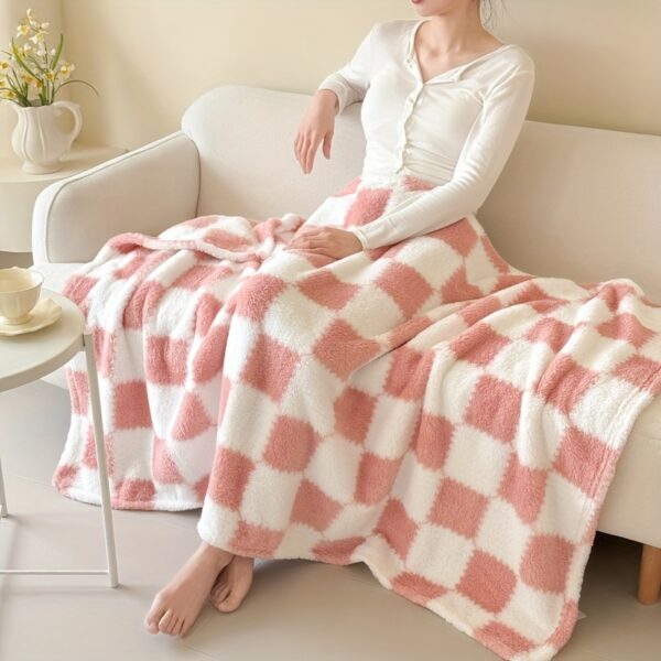 [1pc Cozy Fleece Blanket] 1pc Soft & Cozy Plaid Flannel Fleece Blanket | Multi-Purpose Throw for Adults, Pets, Office, Outdoor Camping, Holiday Gifts | 300-350gsm Knitted Polyester, Multiple Sizes Available, Pet-Friendly, Checkered Pattern - Image 5