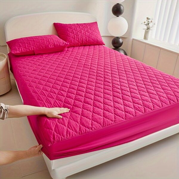 Ultra-Soft High Quality Mattress Protector with Deep Pockets - Solid Color, Geometric Design for Enhanced Sleep Comfort in Bedroom and Guest Room, for Winter - Image 10