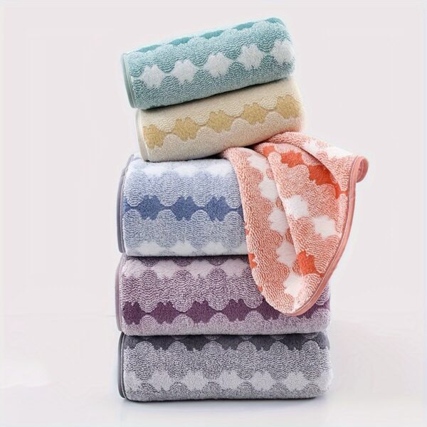 1pc Extra Large Bath Towel for Woman Ultra Soft Ultra Absorbent Quick Drying, Wash Cloths - Image 15