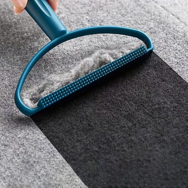 1pc Pet Hair Remover Tool for Dogs - Durable Plastic Lint Roller with Teal Handle, Coat Shaver & Fur Ball Trimmer for Home Use, Pet Grooming Tool|Functional Pet Accessory|Comfortable Grip - Image 4