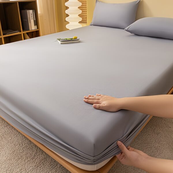 1pc Soft Fitted Sheet, Comfortable and Multifunctional Mattress Protector, Suitable for Bedroom, Guest Room, Apartment, School, Four Seasons Bedding - Image 8