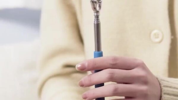 Adjustable Stainless Steel Back Scratcher with Extendable Claw - Portable, Ergonomic Handle, 3 Color Options, Ideal for Massage and Itch - Image 9