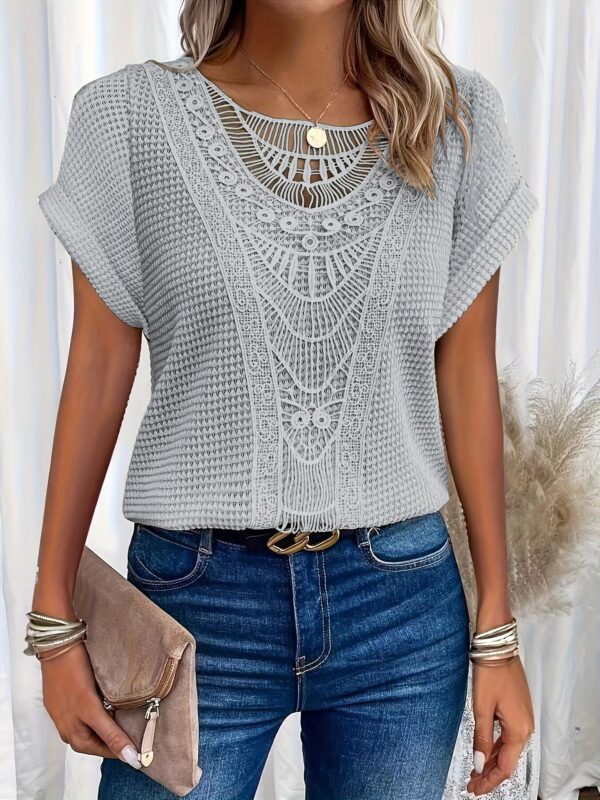 Comfortable Lace Splicing Crew Neck T-shirt, Casual Short Sleeve Top for Spring & Summer, Women's Clothing - Image 4
