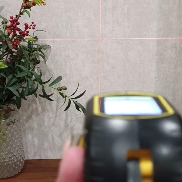 MIGPRC High-Precision Laser Rangefinder & Steel Tape Measure - Non-Waterproof, Alkaline Battery Powered - Image 2