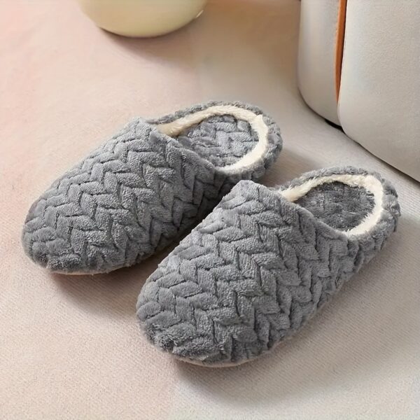 Warm & Cozy Women's Plush Indoor Slippers, Closed Toe Non Slip Home Mute Shoes - Image 5