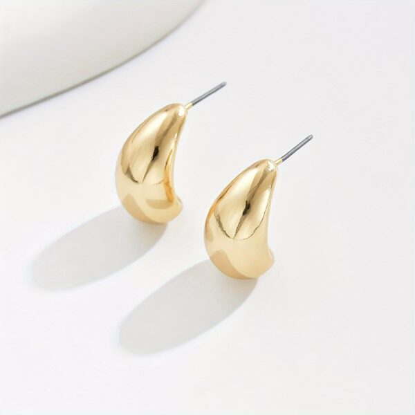 Elegant Drop-Shaped Women's Earrings, Classic Vintage & Holiday Style, Fashion Ear Decor, Perfect For Party & Festival Gift, Available In Golden & Silvery Finish - Image 2