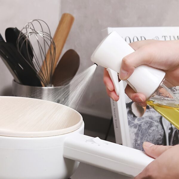 1pc, Oil Spray Bottle For Cooking, Large-capacity Oil Spray Bottle, Atomizing Household Kitchen Olive Oil, Edible Outdoor Barbecue Press-type Oil Spray Pot, Kitchen Stuff Kitchen Accessories Baking Supplies - Image 10