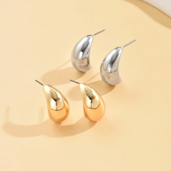 Elegant Drop-Shaped Women's Earrings, Classic Vintage & Holiday Style, Fashion Ear Decor, Perfect For Party & Festival Gift, Available In Golden & Silvery Finish - Image 7