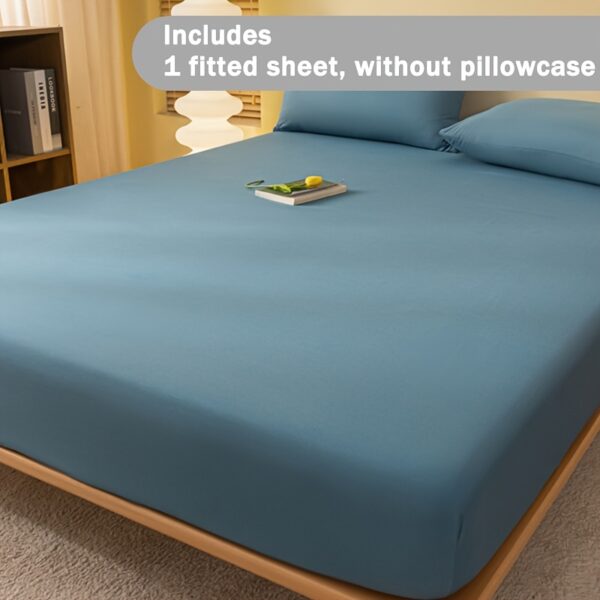 1pc Soft Fitted Sheet, Comfortable and Multifunctional Mattress Protector, Suitable for Bedroom, Guest Room, Apartment, School, Four Seasons Bedding - Image 17