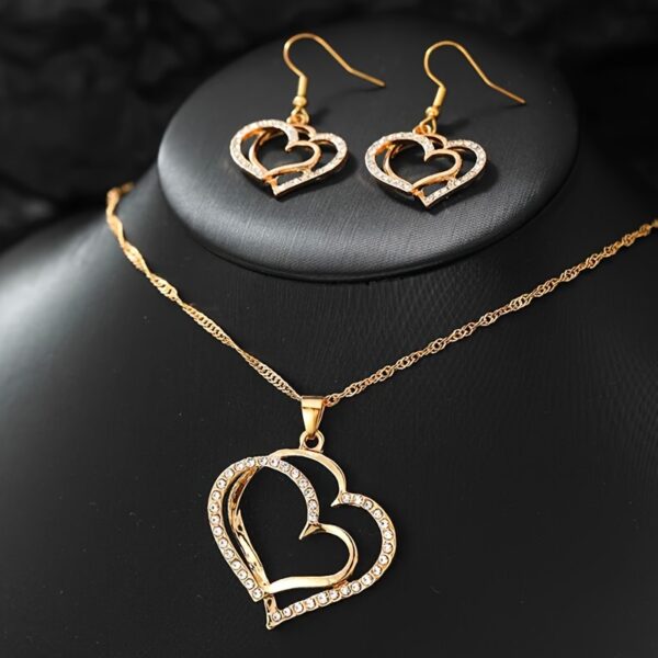 3pcs Set of Double Love Peach Heart Women's Outfit - Image 3