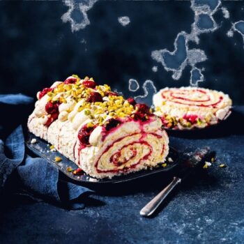 M&S Collection Raspberry & Pistachio Roulade Frozen (580g)