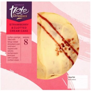 Sainsbury's Strawberry & Clotted Cream Cake Taste the Difference (490g)