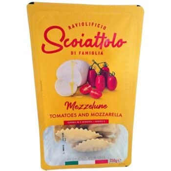 Scoiattolo Tomato & Mozzarella Half Moon Pasta