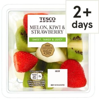 Tesco Kiwi Melon & Strawberries (250g)