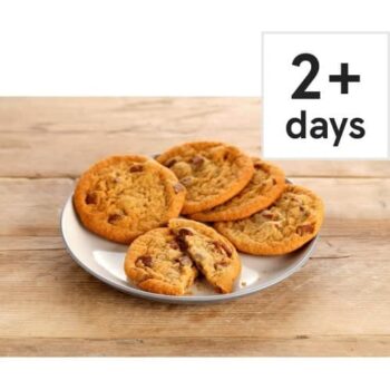 Tesco Milk Chocolate Cookies (5)