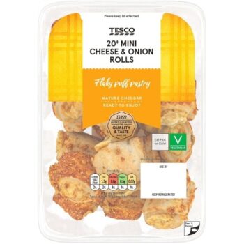 Tesco Mini Cheese & Onion Rolls (220g)