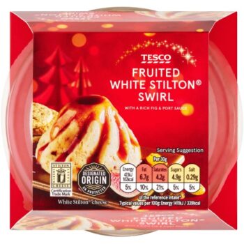 TESCO WHITE STILTON FRUIT WREATH WITH FIG & PORT SAUCE