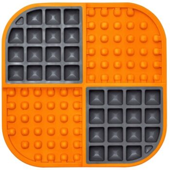 Lickimat Slomo Dog Slow Feeder For Wet And Dry Food (20cm)