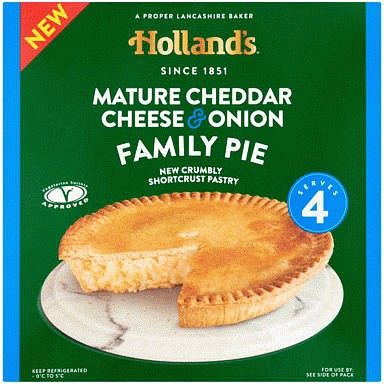 Holland's Mature Cheddar Cheese & Onion Family Pie