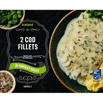 Iceland 2 Cod Fillets in Parsley Sauce (250g)