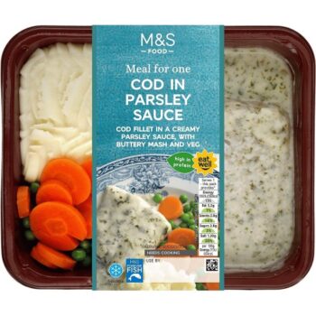 M&S Cod in Parsley Sauce with Mash Peas & Carrots