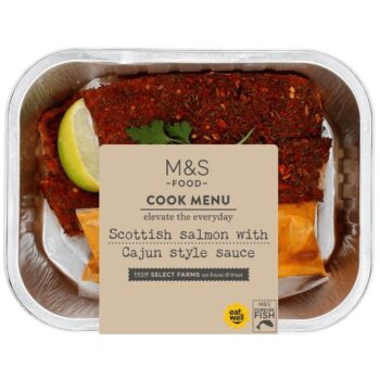 M&S Cook Menu Cajun Style Scottish Salmon (320g)